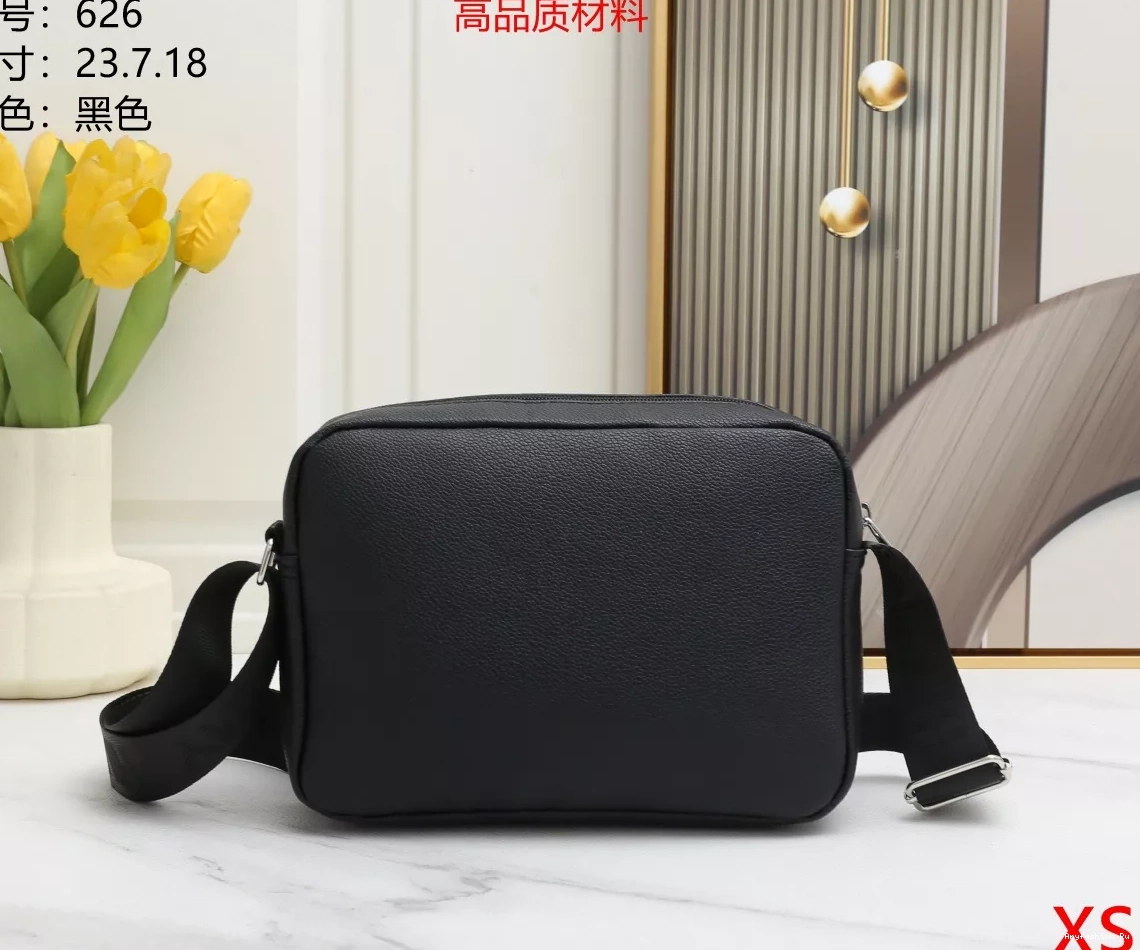 Hilfiger Comfortable Messenger For Tommy Bags Men 4600 0524